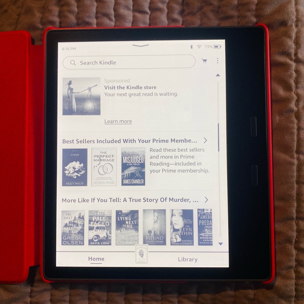 New Condition: Amazon Kindle Oasis 7" 32GB
E-Reader With Case (Red)